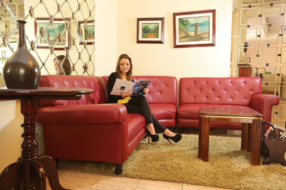 Hotel Estrella 3*